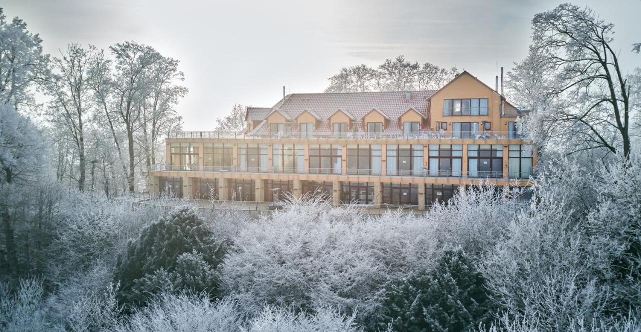 Kluet Hotel Хамелн Екстериор снимка