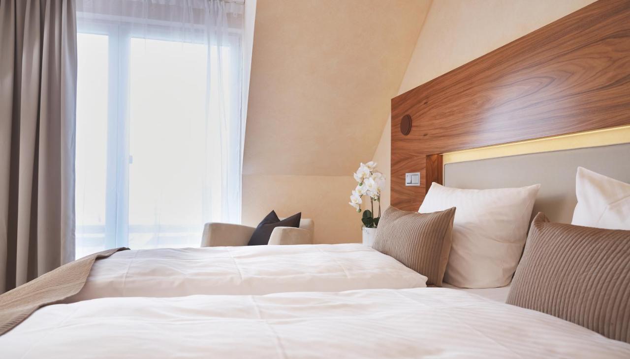 Kluet Hotel Хамелн Екстериор снимка