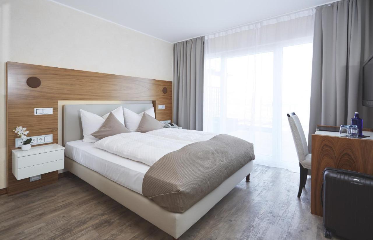Kluet Hotel Хамелн Екстериор снимка