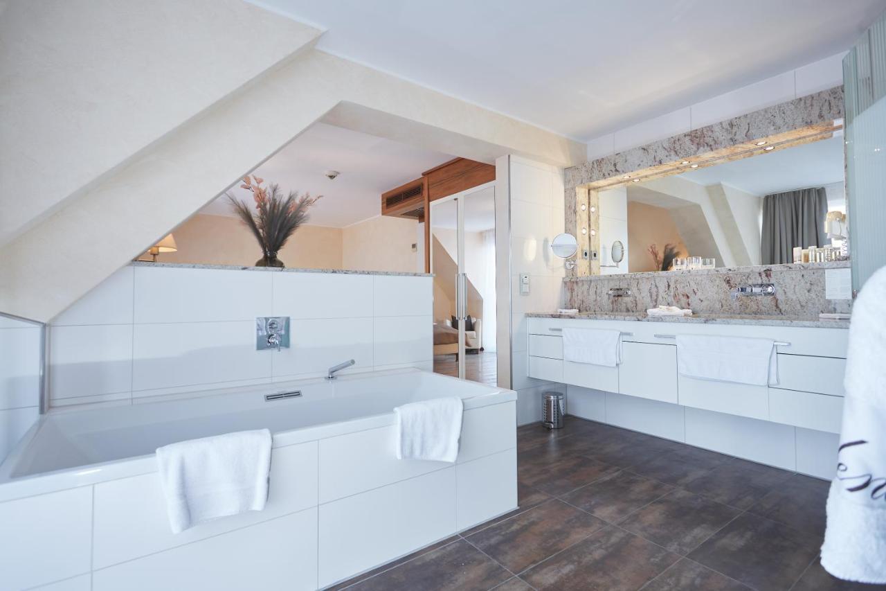 Kluet Hotel Хамелн Екстериор снимка